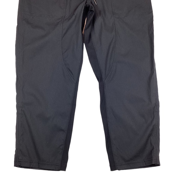 Lululemon Dance Studio Mid-Rise Cropped Pant Black Pinstripe - Picture 8 of 13